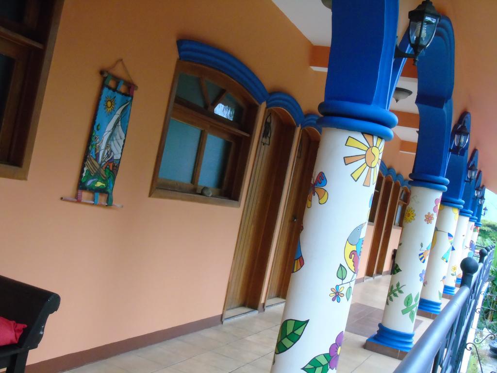 Hostal Casa Vieja Chiquimula Exterior foto